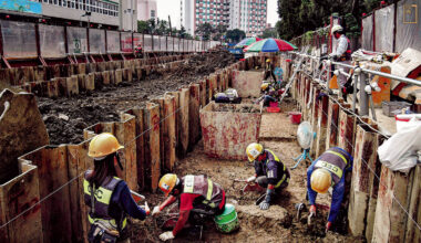 台北市南海路九年前的一幕，捷運局和中研院考古團隊聯手開挖六千多平方米，為北市最大規模「搶救考古」。(攝影／安培淂)